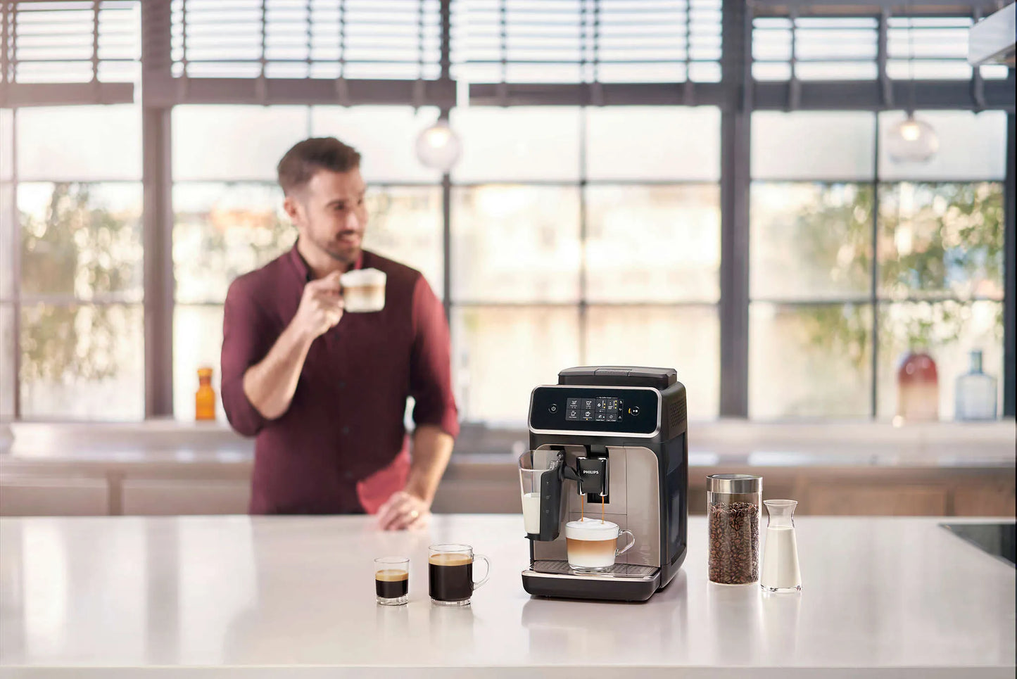 Philips 2200 Series, 3 Kaffeespezialitäten, (EP2235/40) Braun