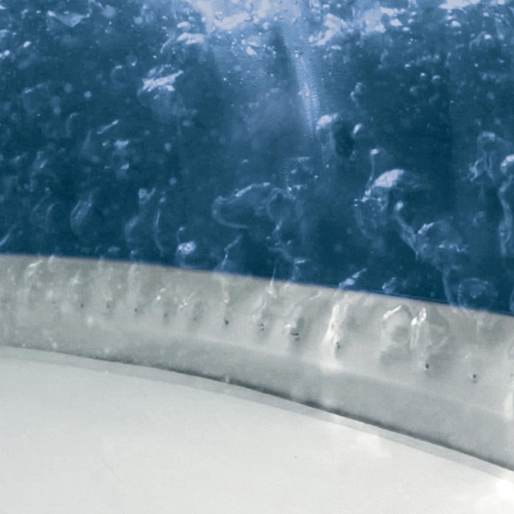 Spa gonflable INTEX Blue Navy 4 places avec couverture thermique – Offre limitée
