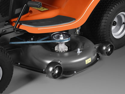 HUSQVARNA TC 242 T mit Schneeschild 120Plus & Gartentraktoren Anhänger 275