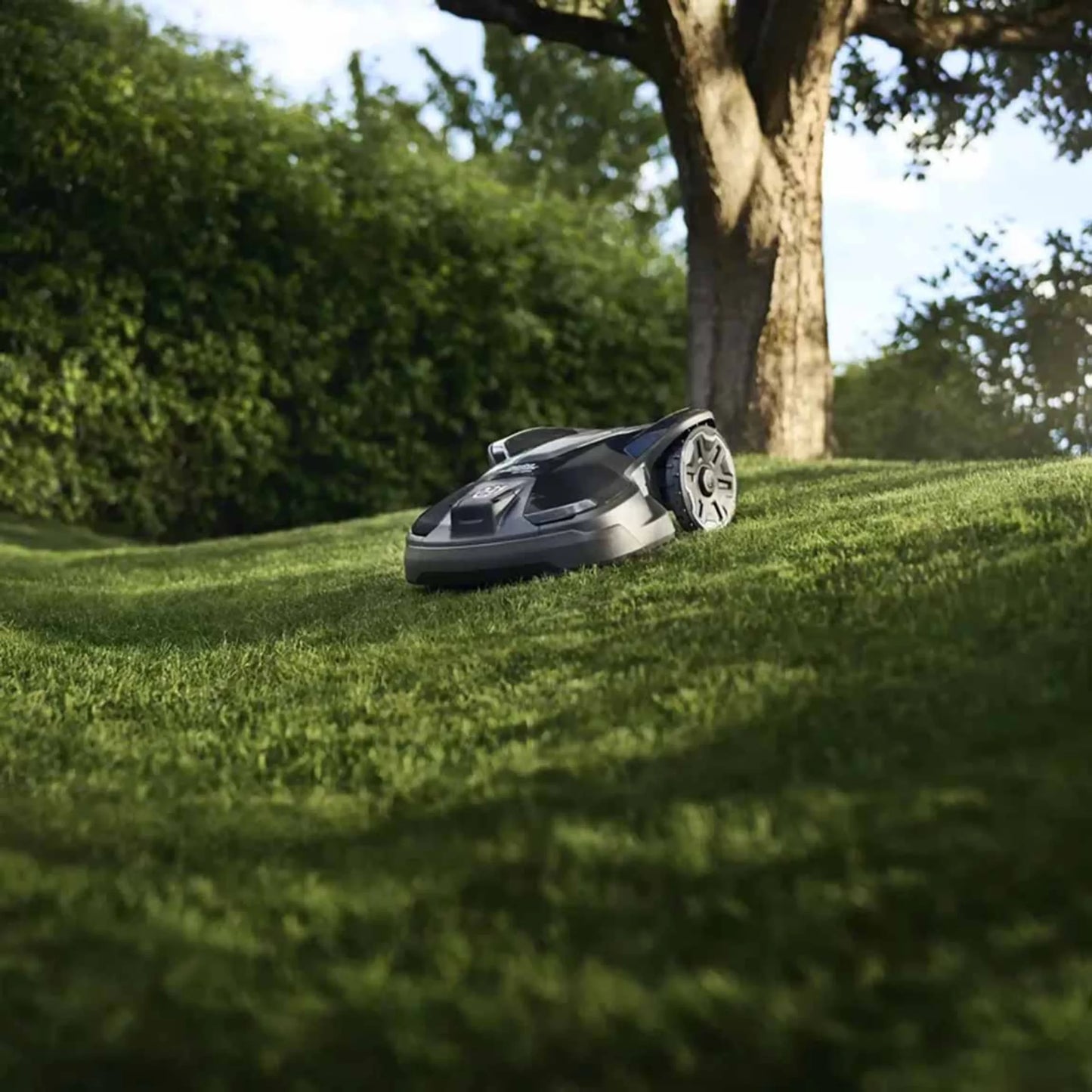 Husqvarna Automower 320 NERA & Garage