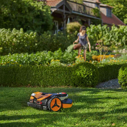 WORX Landroid Vision S250 + Garage