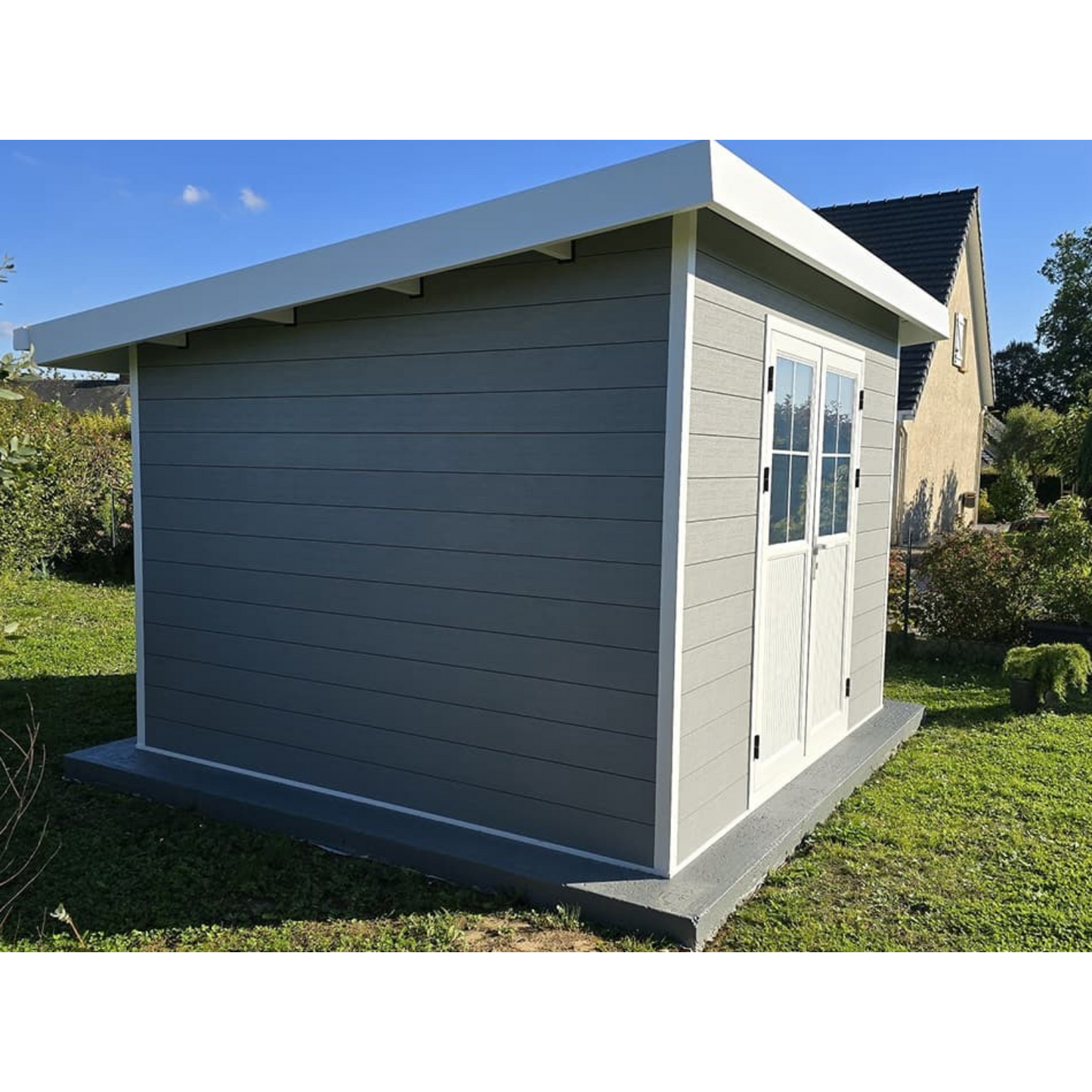Abri de jardin composite SINTRA 9 m² gris clair – Moderne et résistant